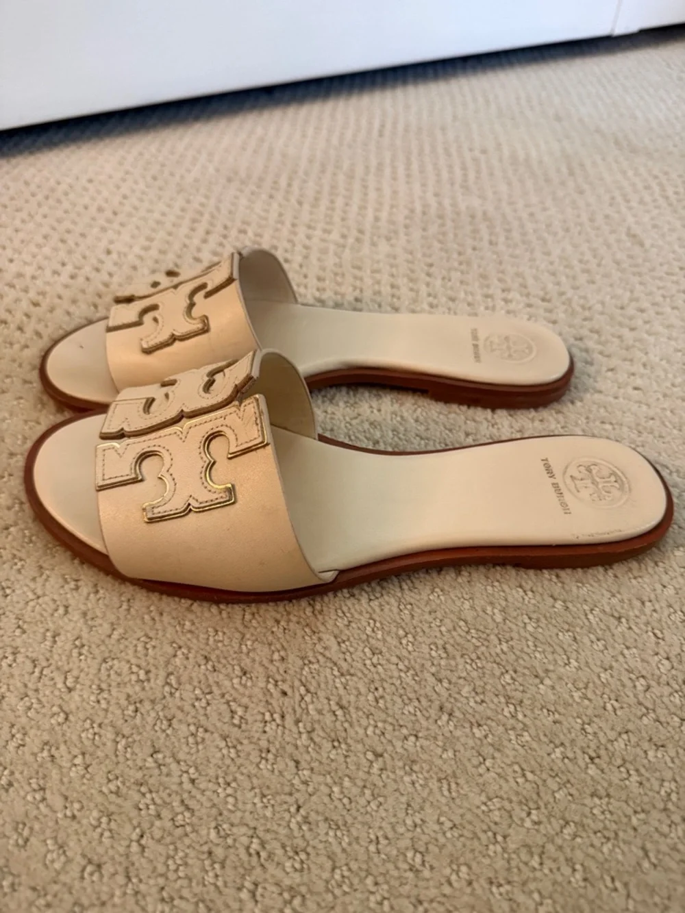 Tory Burch Beige Logo Slide Sandals 9